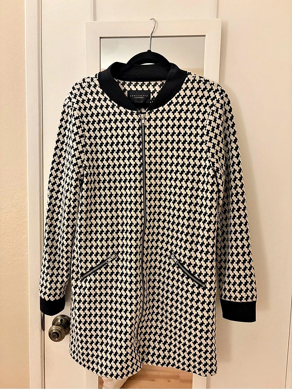 Sanctuary Houndstooth Coat Black & White - Size Small, Like New